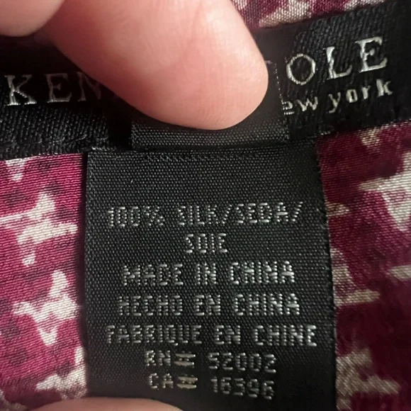 Silk houndstooth print mother of pearl button down shirt - Picture 5 of 12